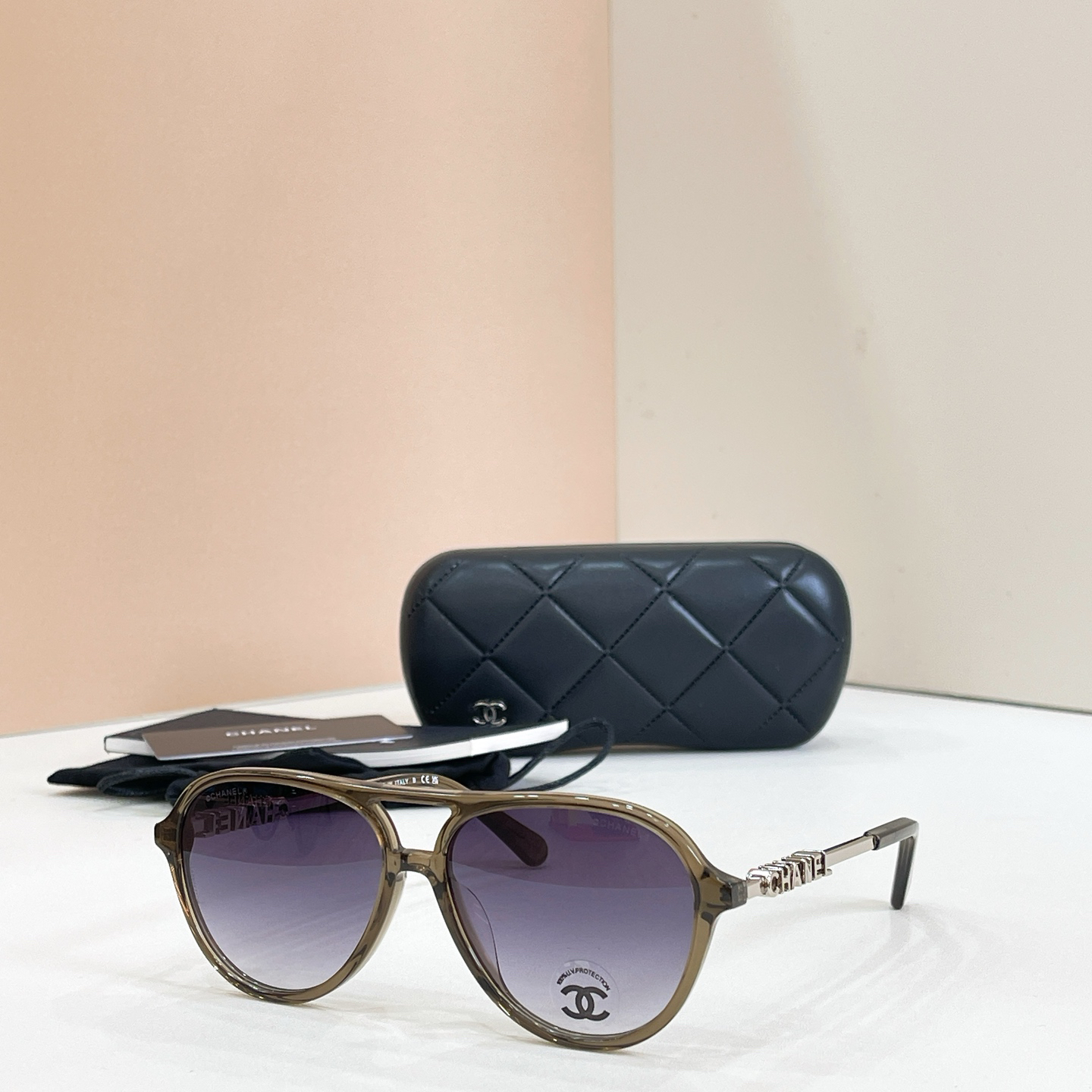 CHANE EL:CH3504 Size 54-15-140 Sunglasses view 3