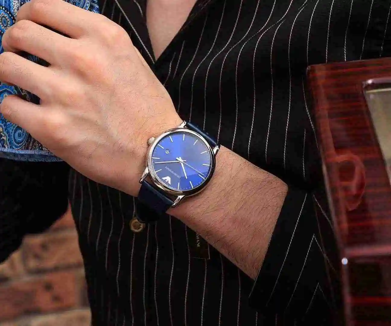 General Watches Armani 290 Watch view 9