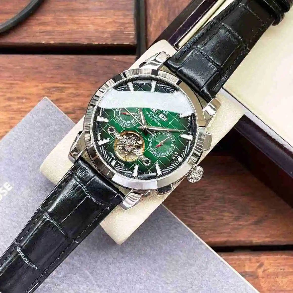 General Watches Omega Watch Men's Watch Paired with Original Fully Automatic Mechanical Movement Top Grade 316 Precision Steel Case with Mineral Super Strong Mirror Diameter 42mm KK05250 view 5