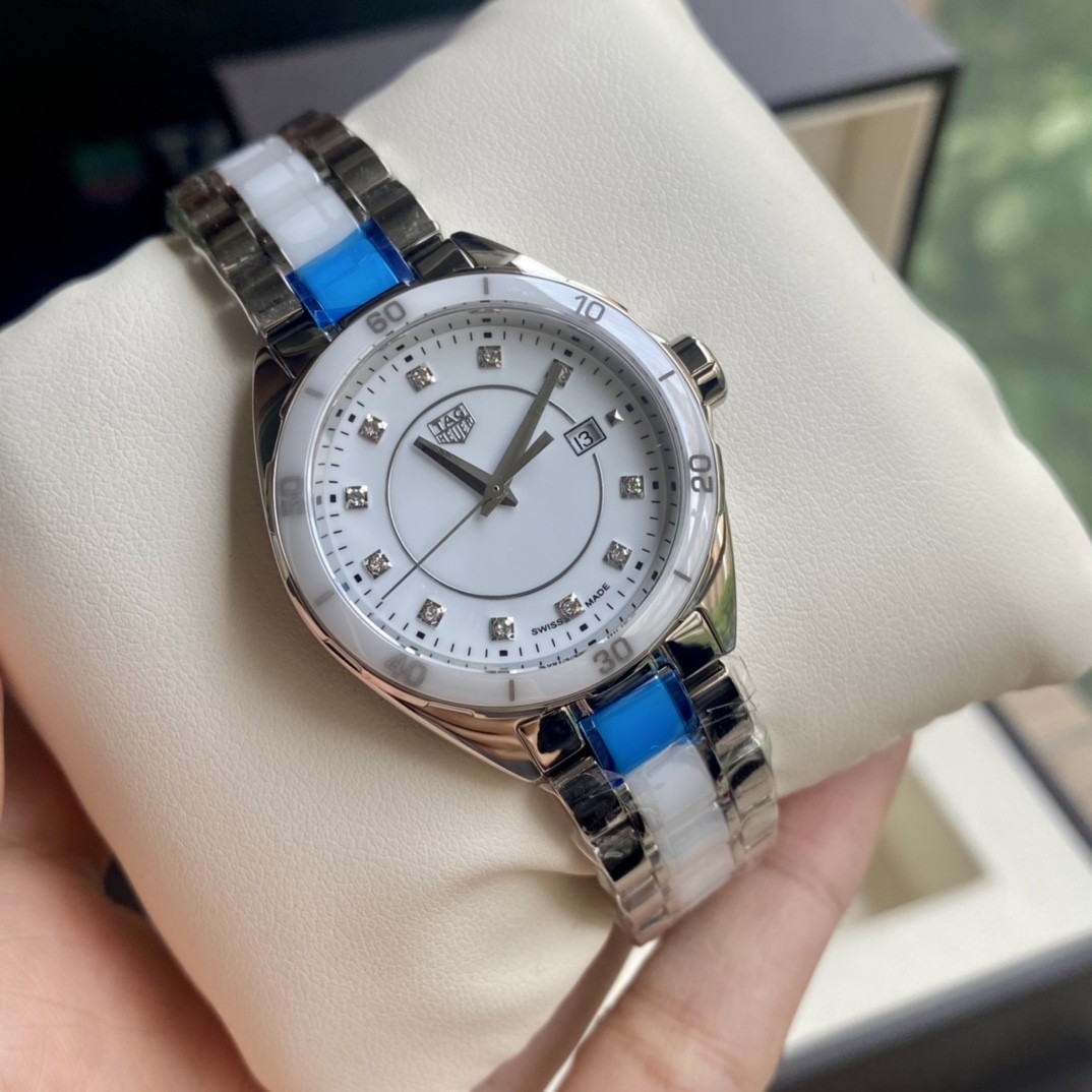 TAG Heuer Aquaracer Ceramic Quartz 33mm Watch view 8