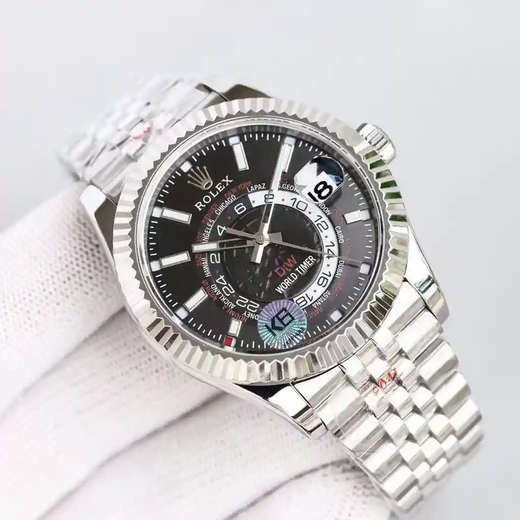 General Watches Navigator full series white gold 220 Watch view 4