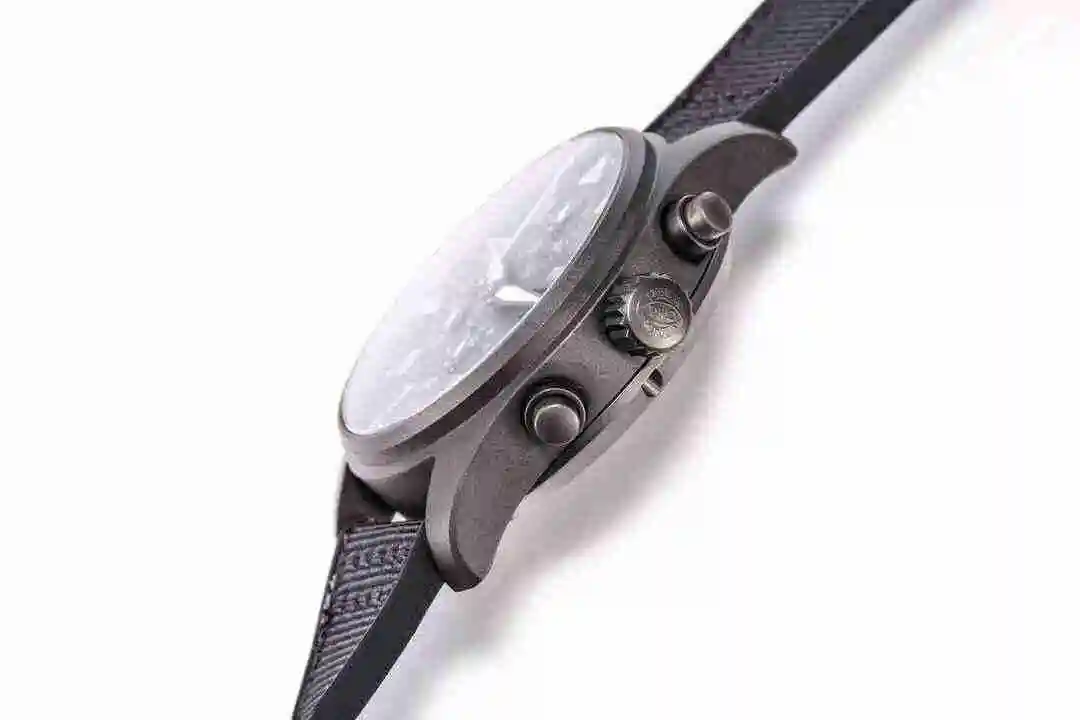 General Watches IWC Wanguo Watch Men's Watch Paired with Original Fully Automatic Mechanical Movement Top Grade 316 Precision Steel Case with Mineral Super Strong Mirror Diameter 41mm KK016500 view 5