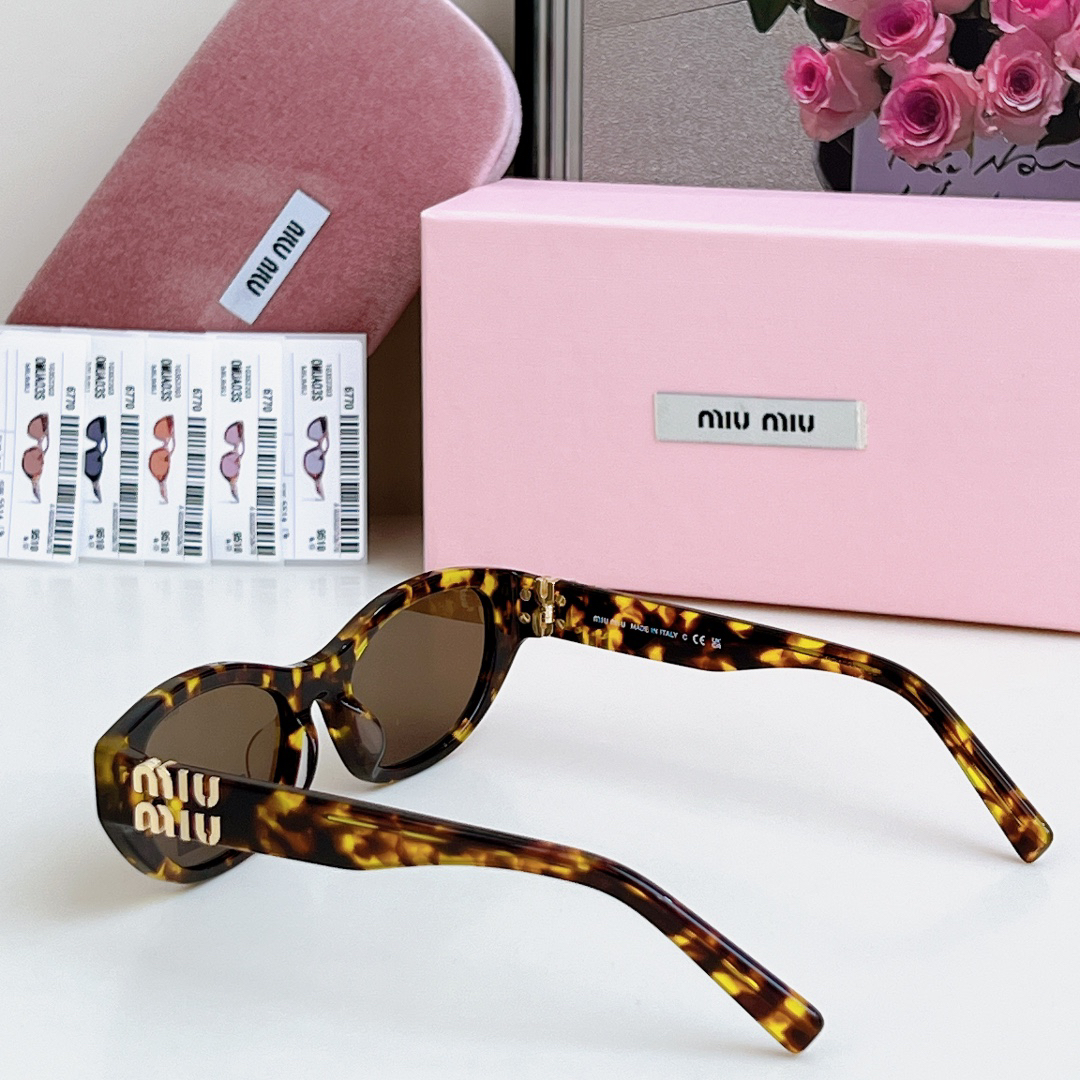 Miu Miu 11w SMUA03S Size 53-19-140 1408160 Sunglasses view 6