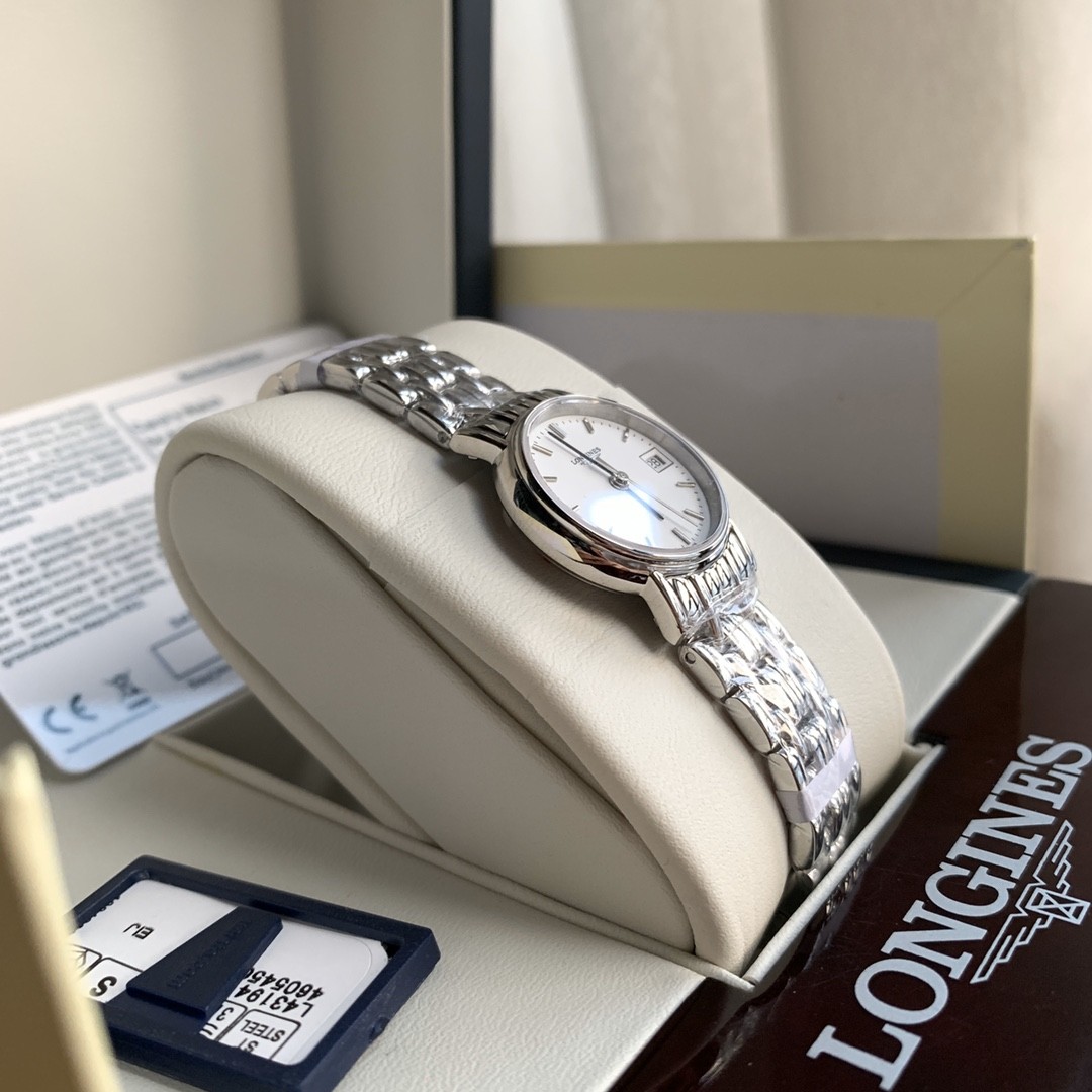 Longines Quartz Watch view 5