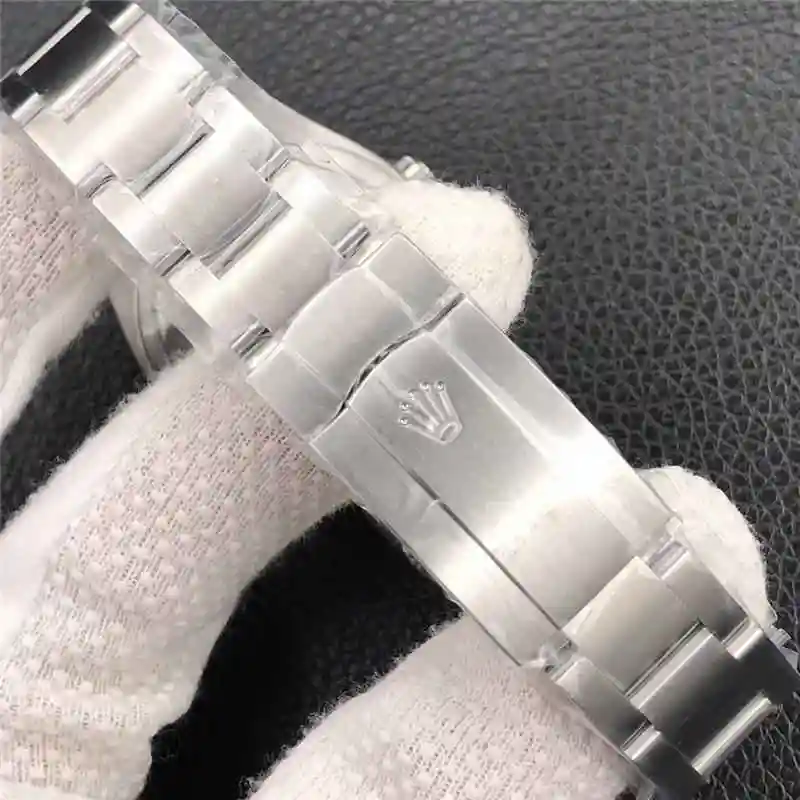 Rolex Oyster Perpetual (oyster style constant motion 36) Watch view 4