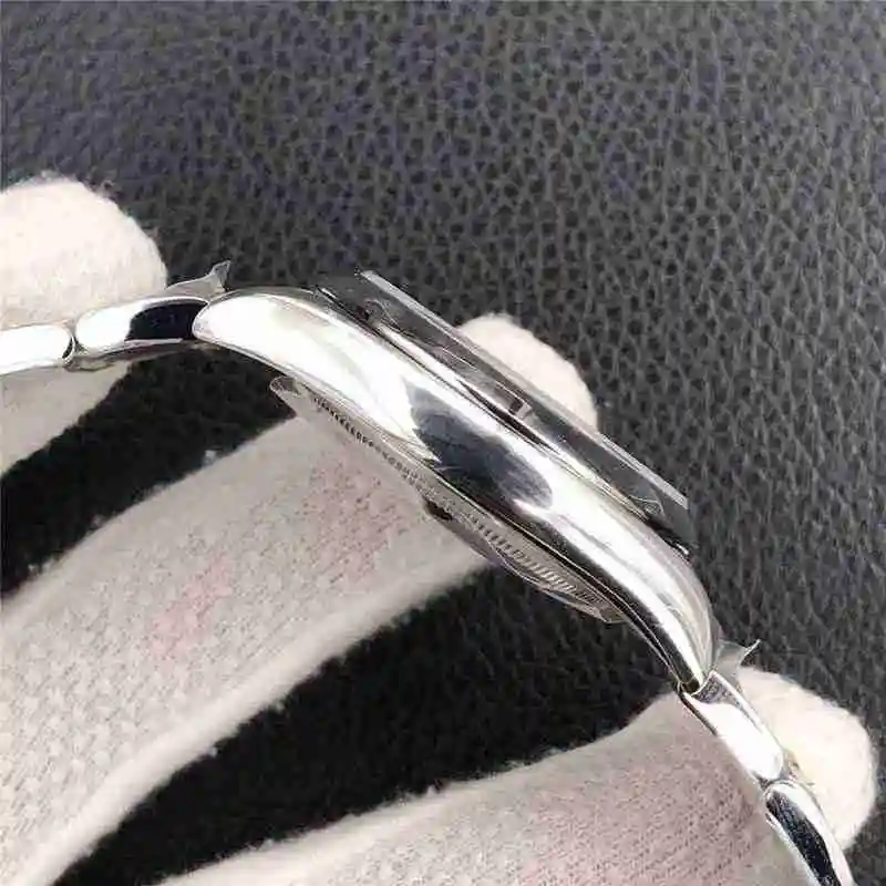 Rolex Oyster Perpetual (oyster style constant motion 36) Watch view 5