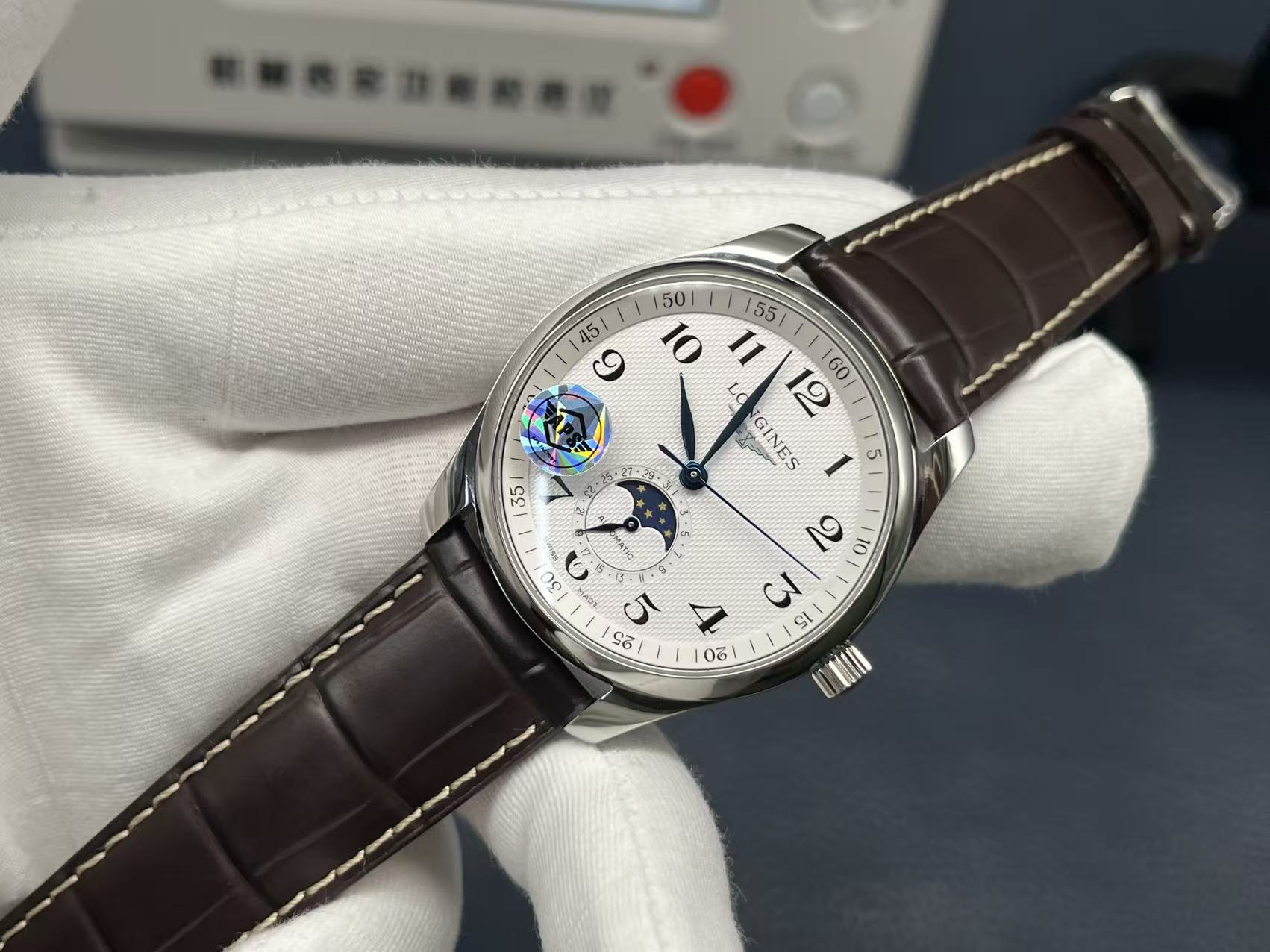 Audemars Piguet 40mm Watch view 3
