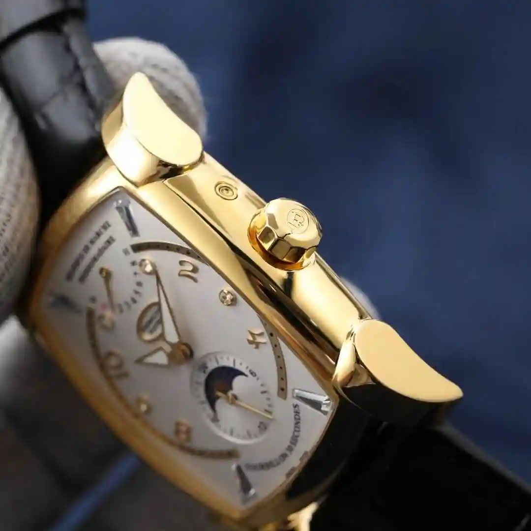 General Watches Palma Johnny White 1500 Gold 1550 Watch view 7
