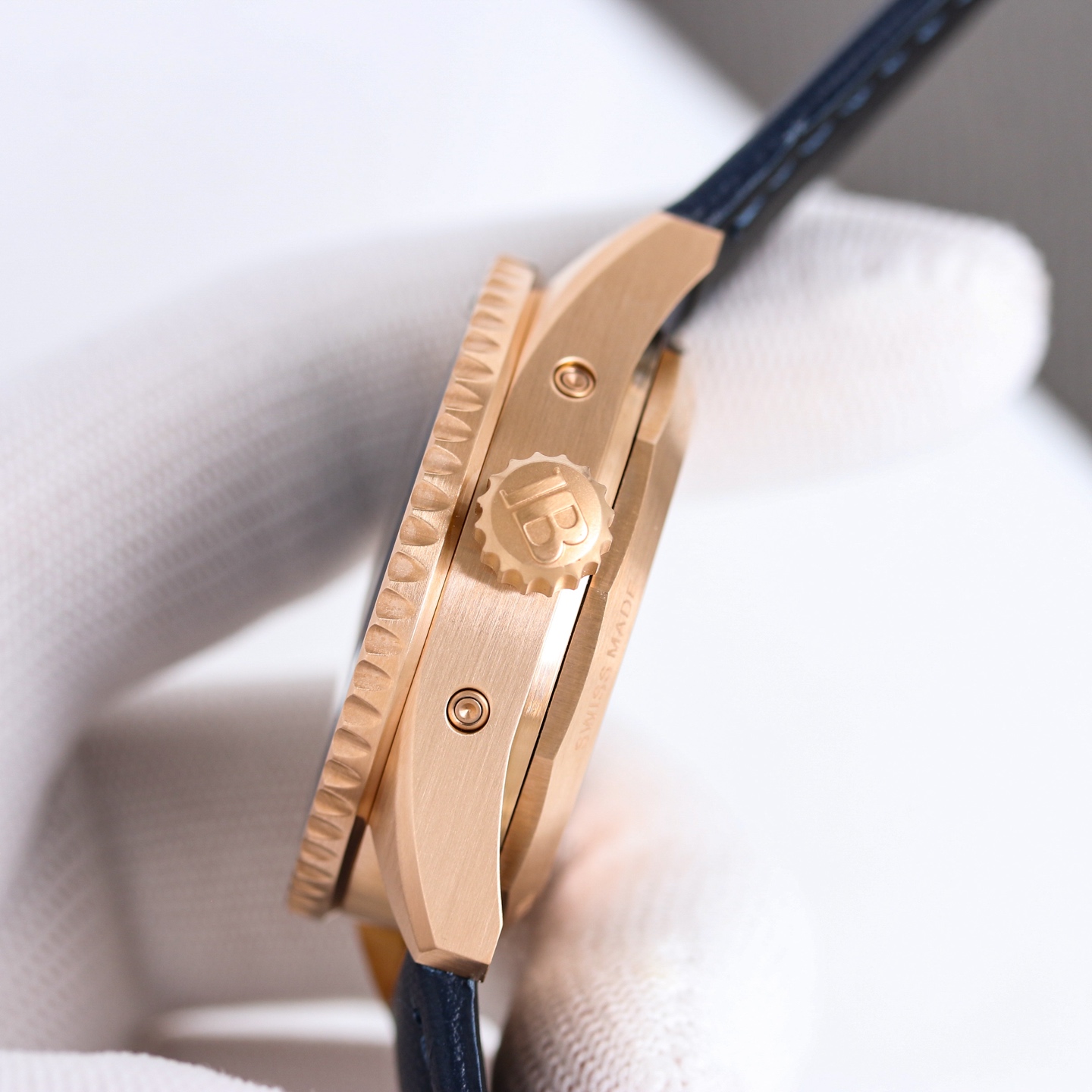 Ceramic Watch view 5
