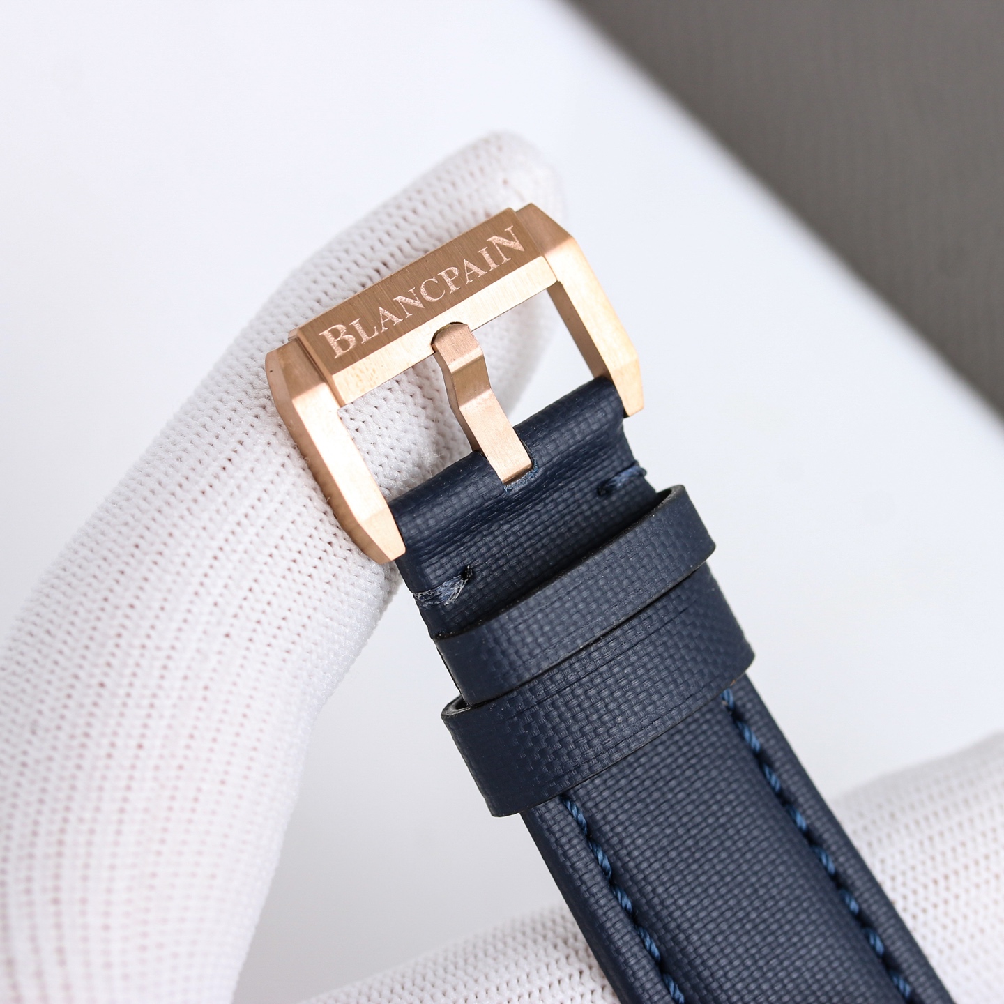 Ceramic Watch view 7