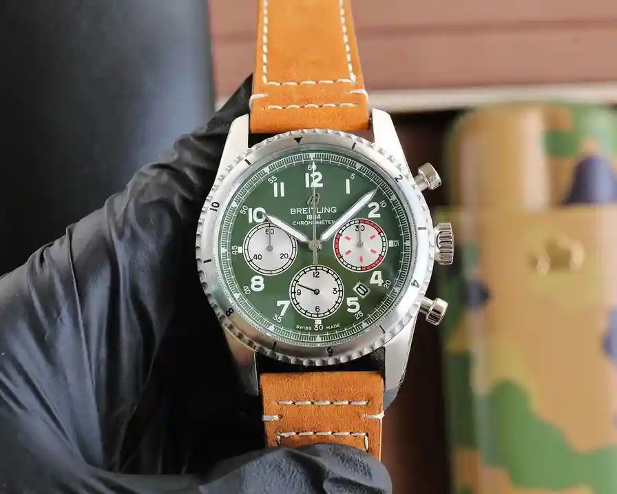 General Watches Breitling 600 Watch view 6