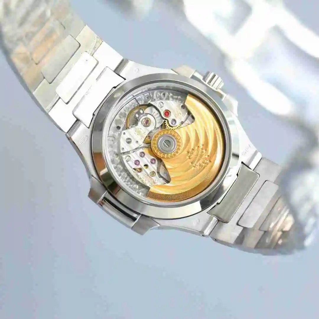 Patek Philippe Nautilus 7014 Watch view 3