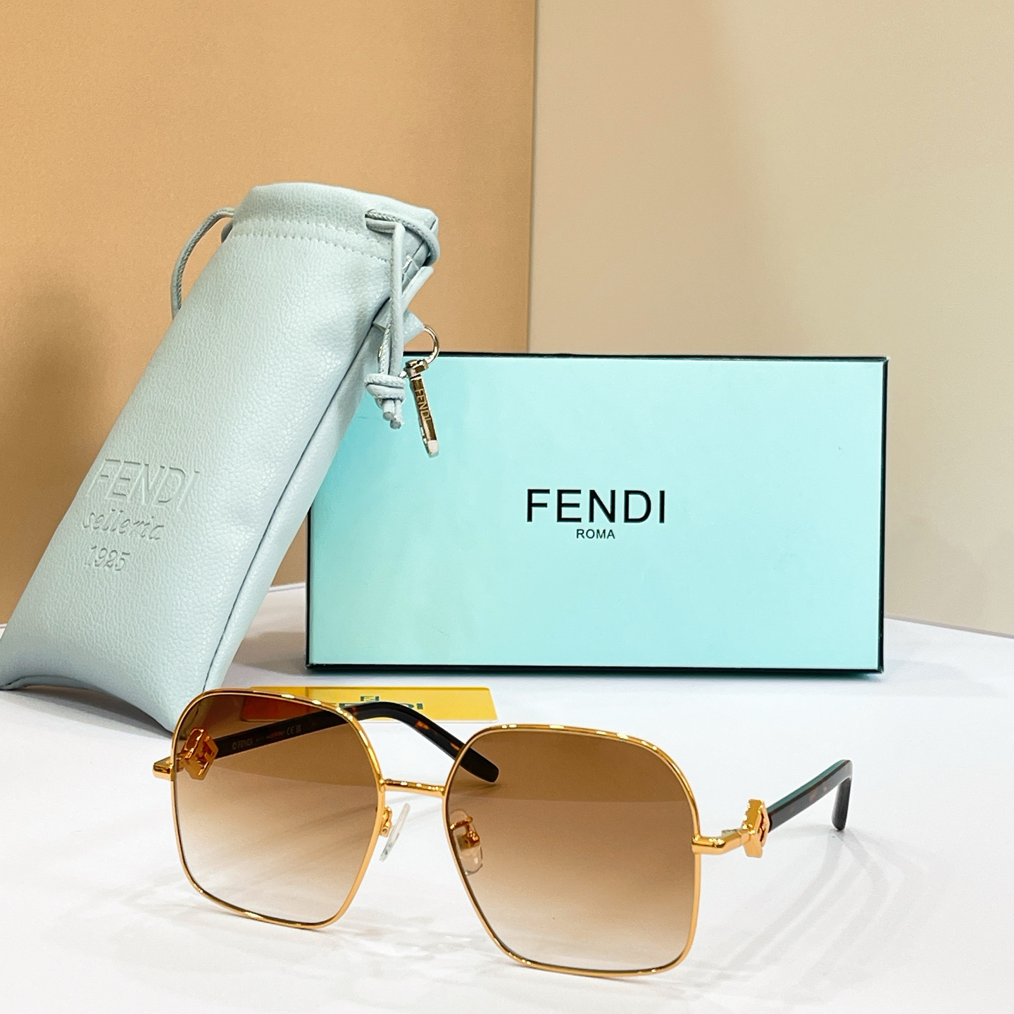Fendi EL:FE40218U Size 58-15-140 Sunglasses view 7