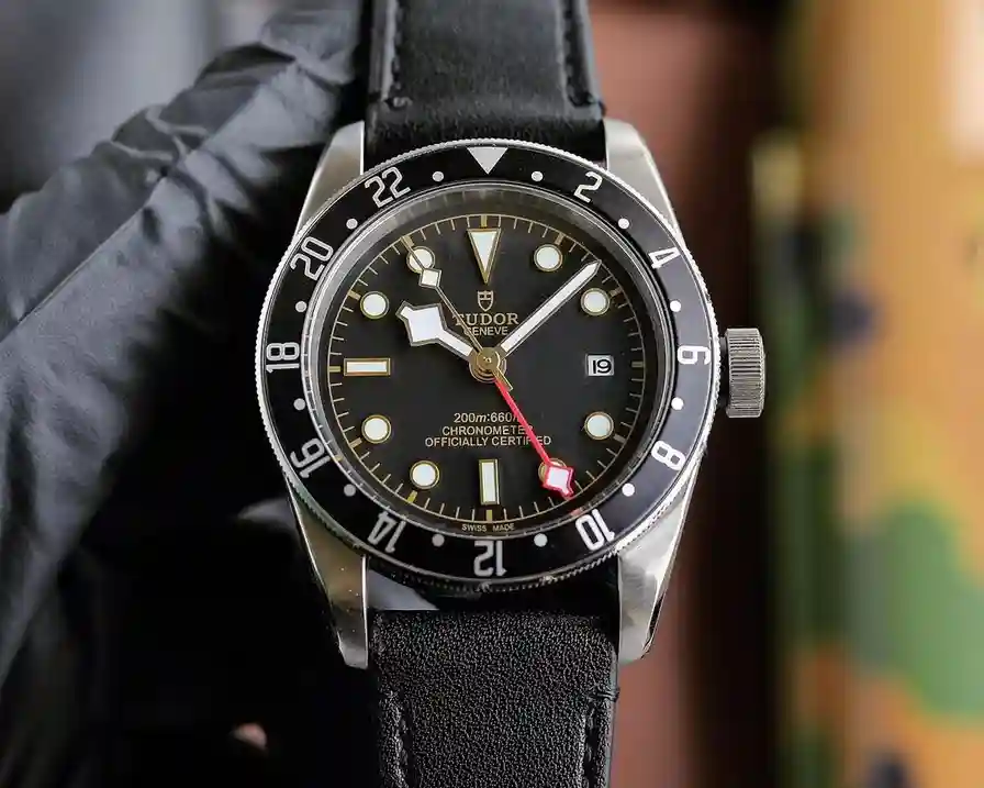 General Watches Tudor Leather 530 Steel 550 Watch view 3