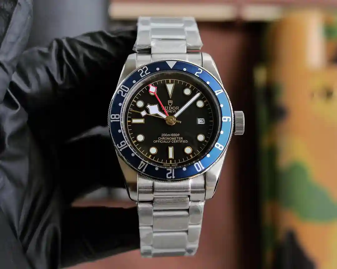 General Watches Tudor Leather 530 Steel 550 Watch view 4