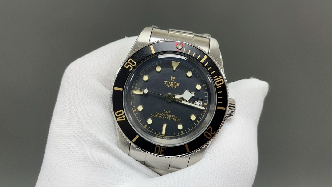 Rolex Submariner Stainless Steel Watch view 3