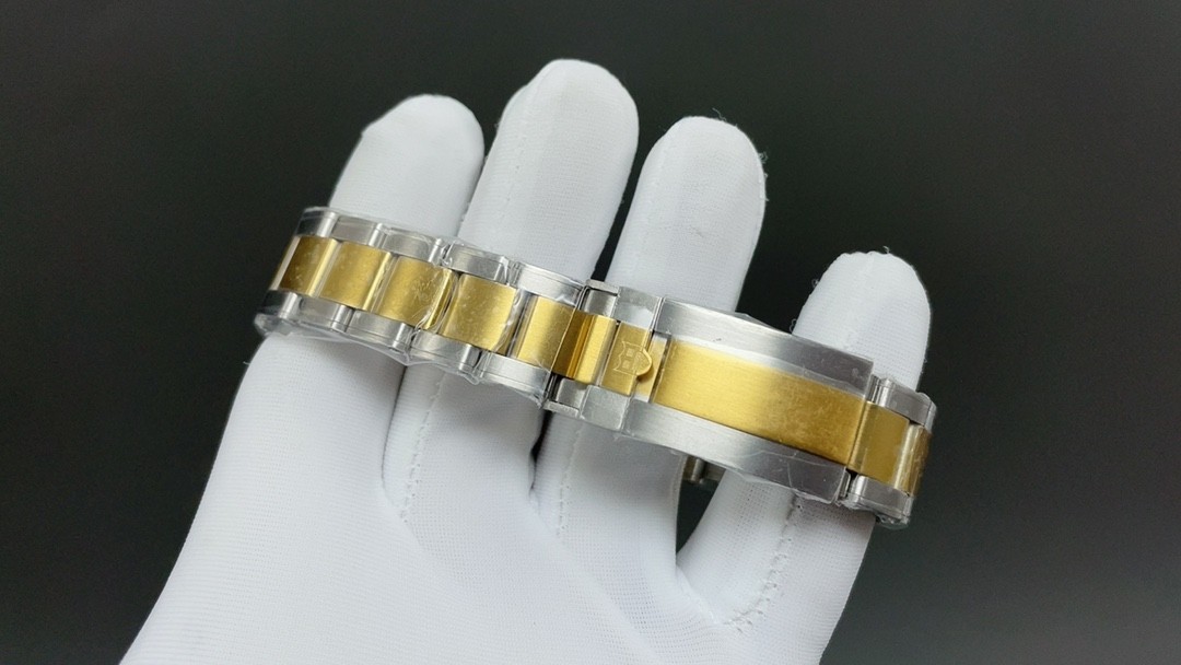 Rolex Submariner Stainless Steel Watch view 9