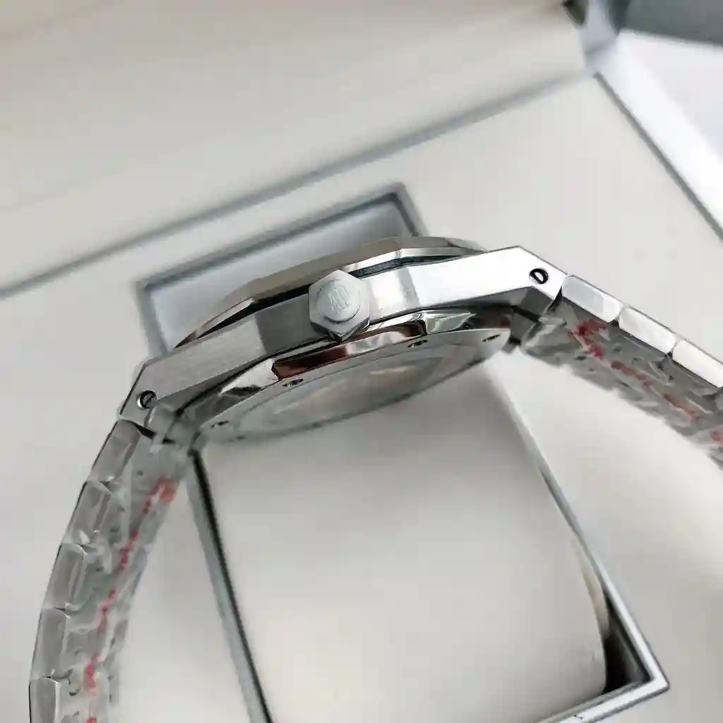 General Watches Audemars Piguet Advanced customized version of the new AP men's watch, using fully automatic mechanical movement, top-grade 316 stainless steel case and strap, mineral super mirror, diameter 41mm DMA8806950 view 3