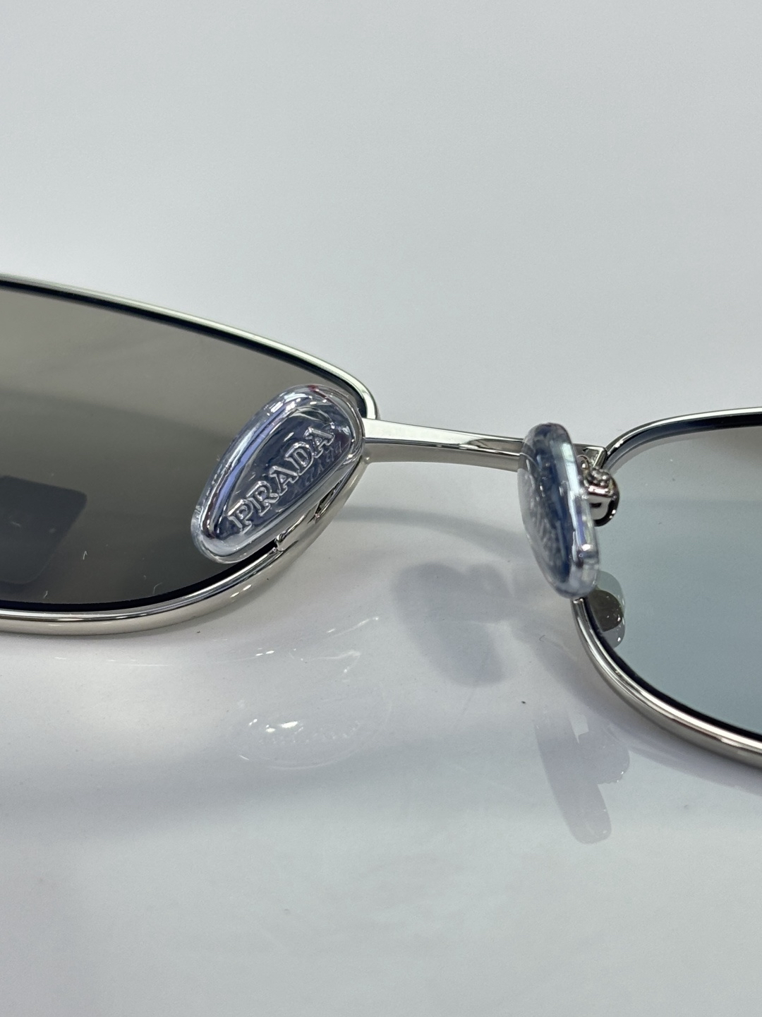 Prada EL:PR D51S Size 55-18-140 13094 Sunglasses view 5