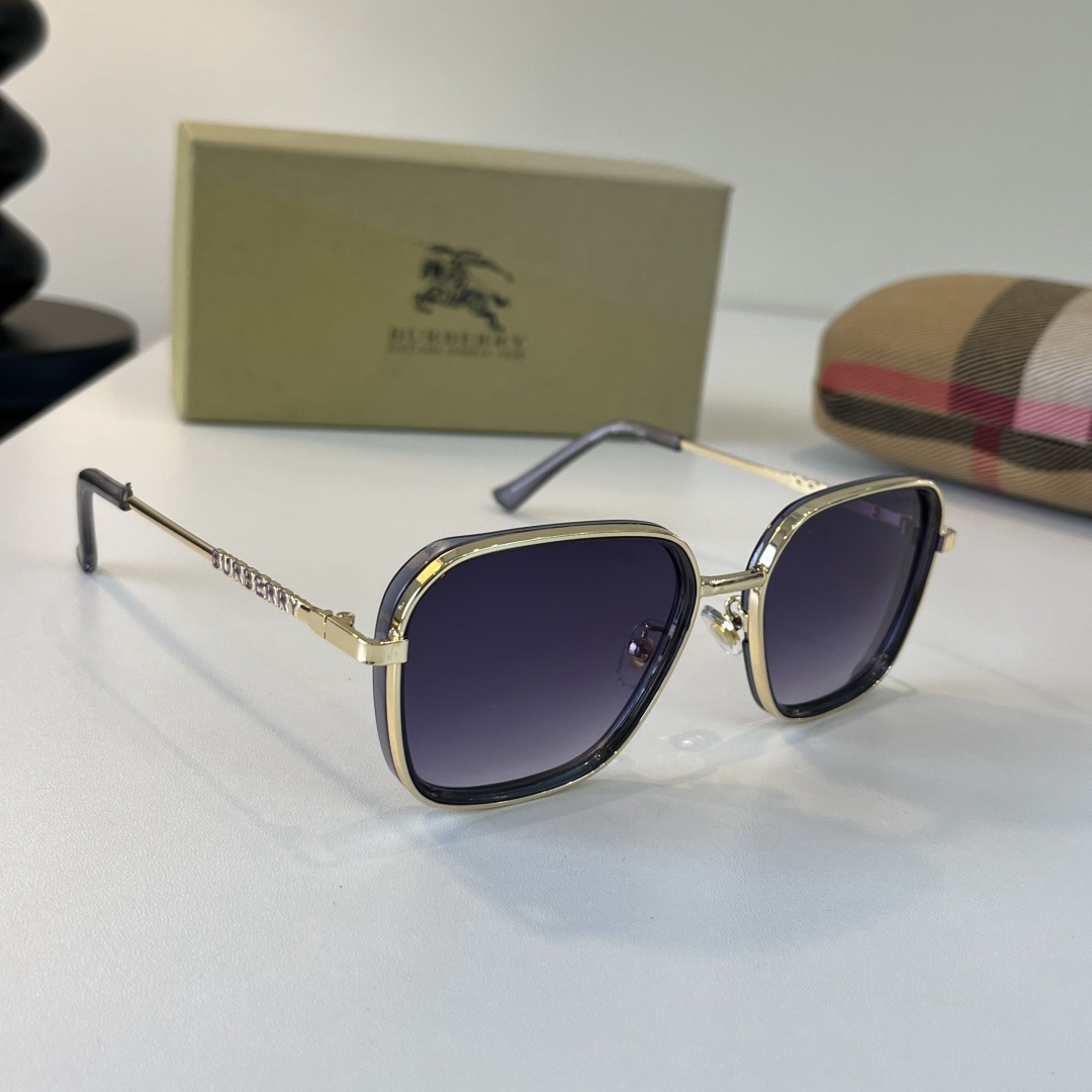 Burberry 2026 Sunglasses view 2