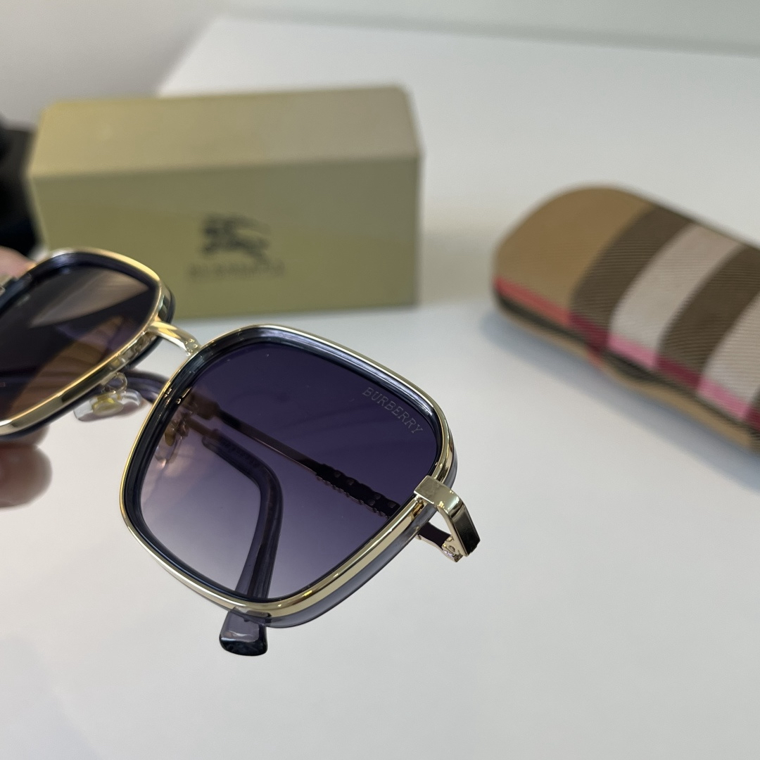 Burberry 2026 Sunglasses view 7