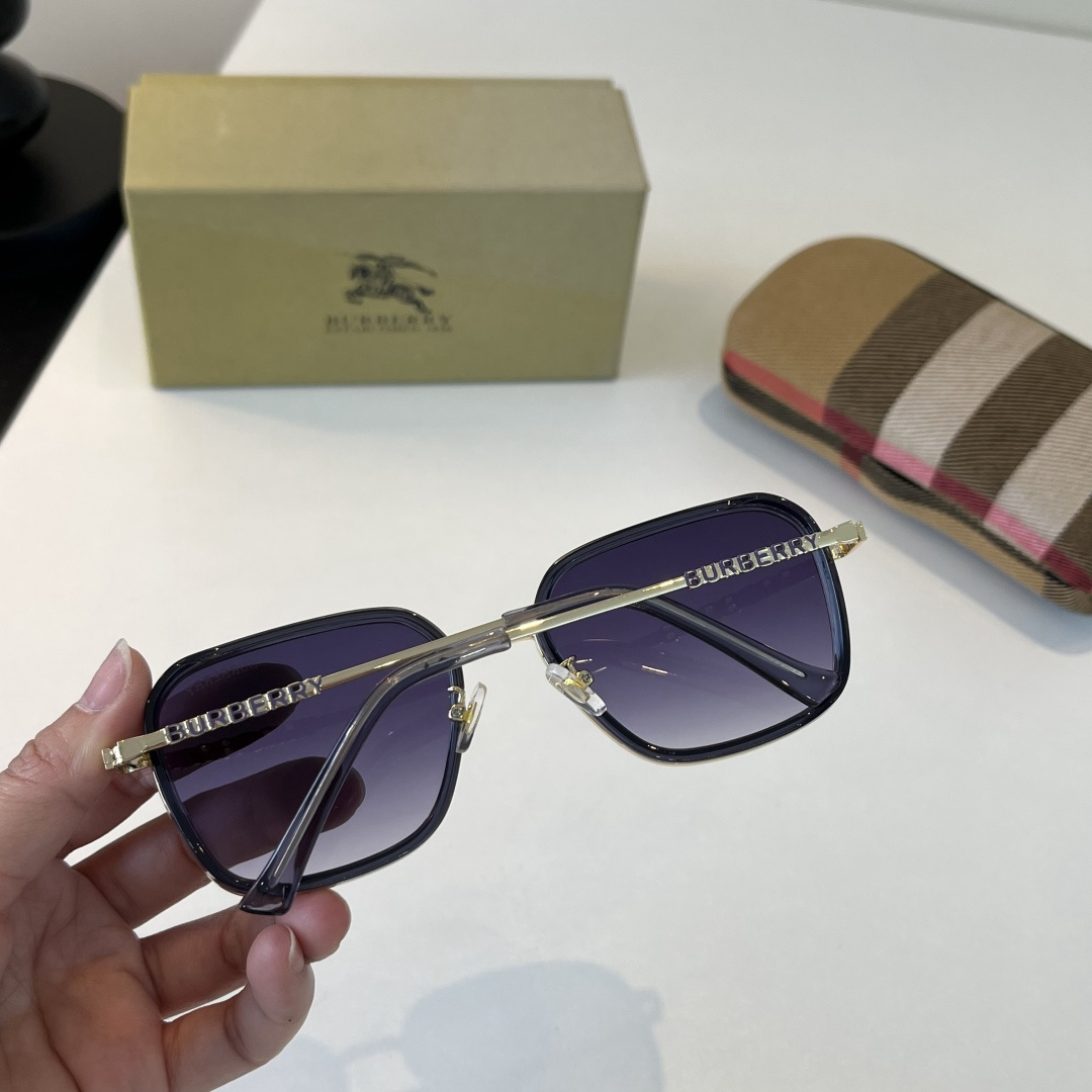 Burberry 2026 Sunglasses view 9