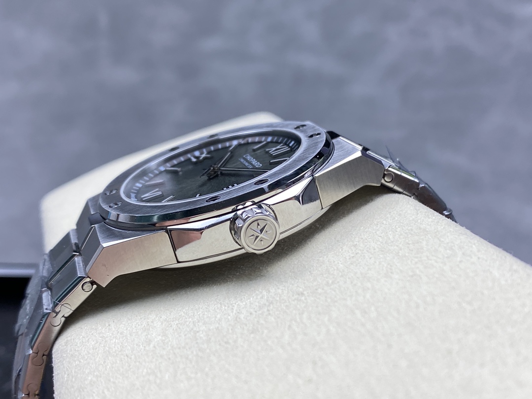 Men's Stainless Steel Watch view 7