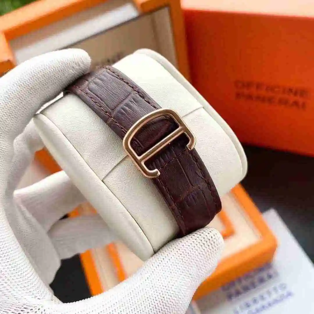 General Watches CARTIER Boutique Watch view 3