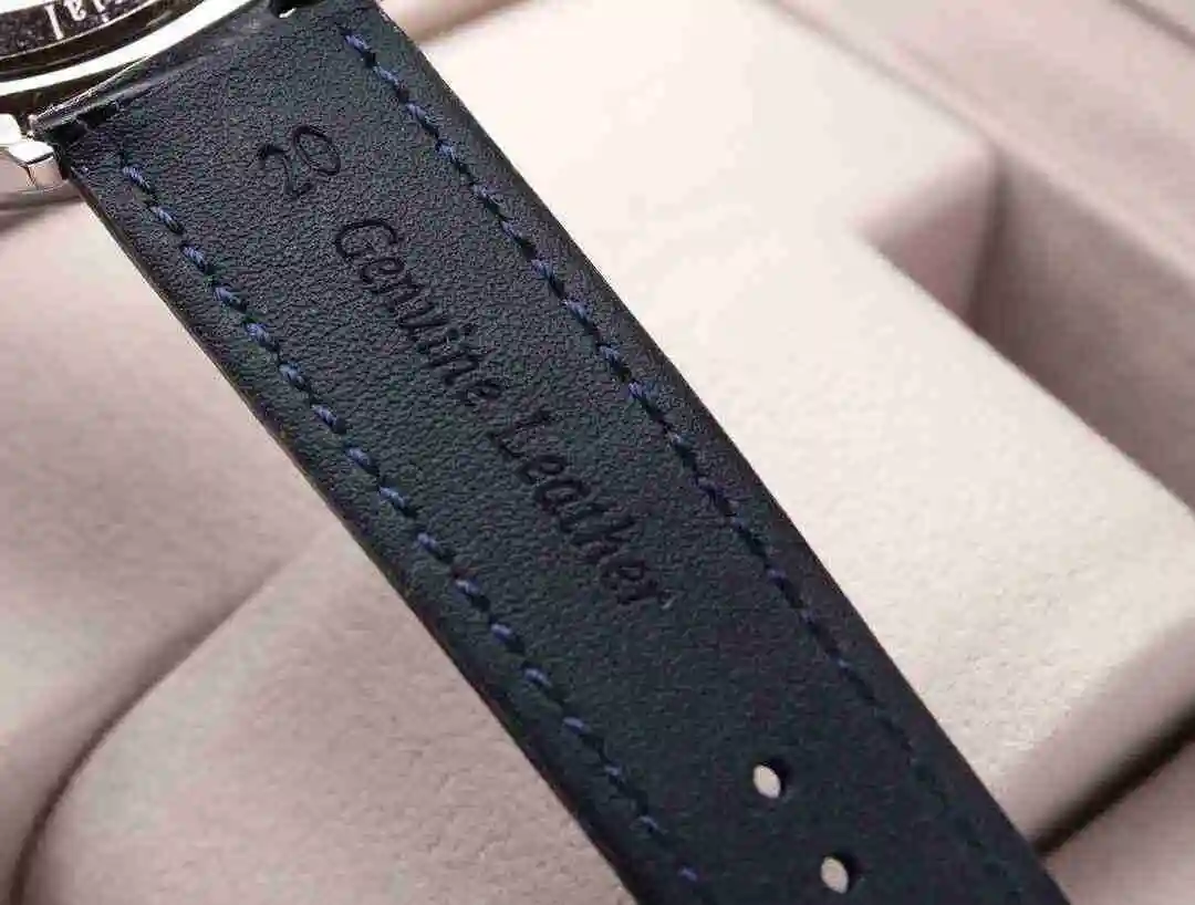 General Watches Jaeger-LeCoultre Jijia 620 Watch view 4