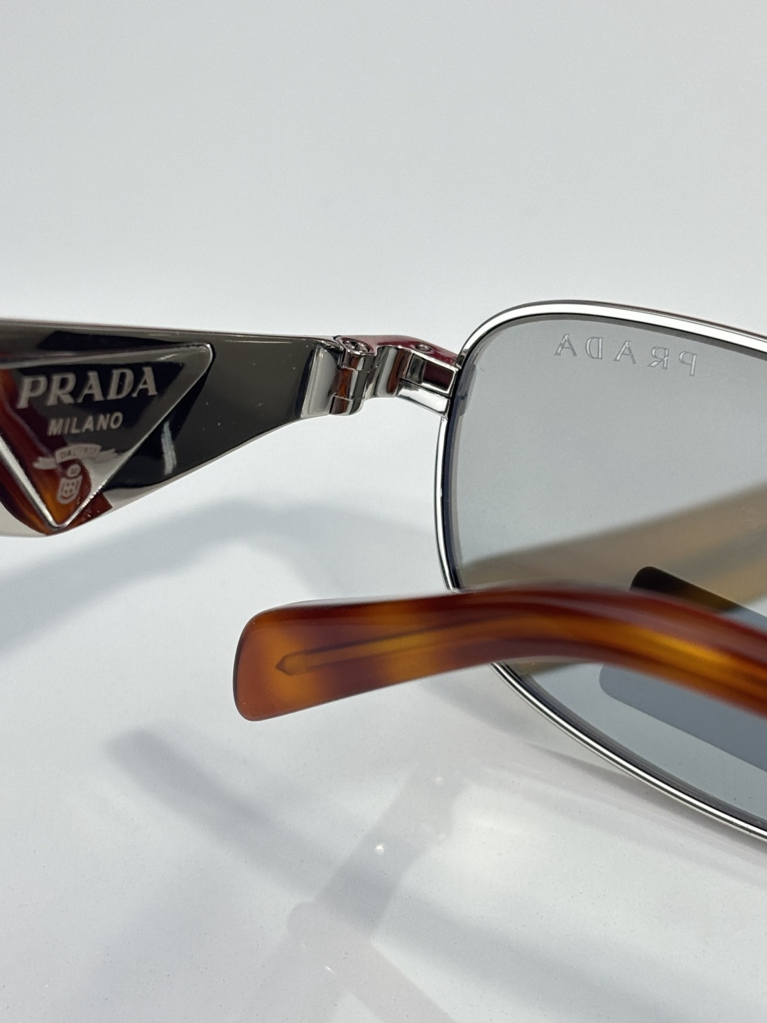 Prada EL:PR D51S Size 55-18-140 13094 Sunglasses view 6