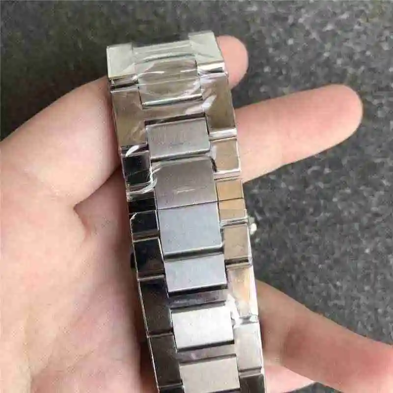 V9 Cartier tank series mechanical men's clothing, length 40.5mm, width 31mm, thickness 7.8mm Watch view 2
