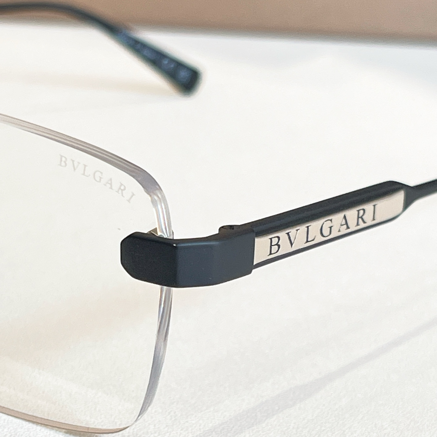 Bottega Veneta BVLGAR EL:BV 40062U Size 59-14-145 Sunglasses view 9