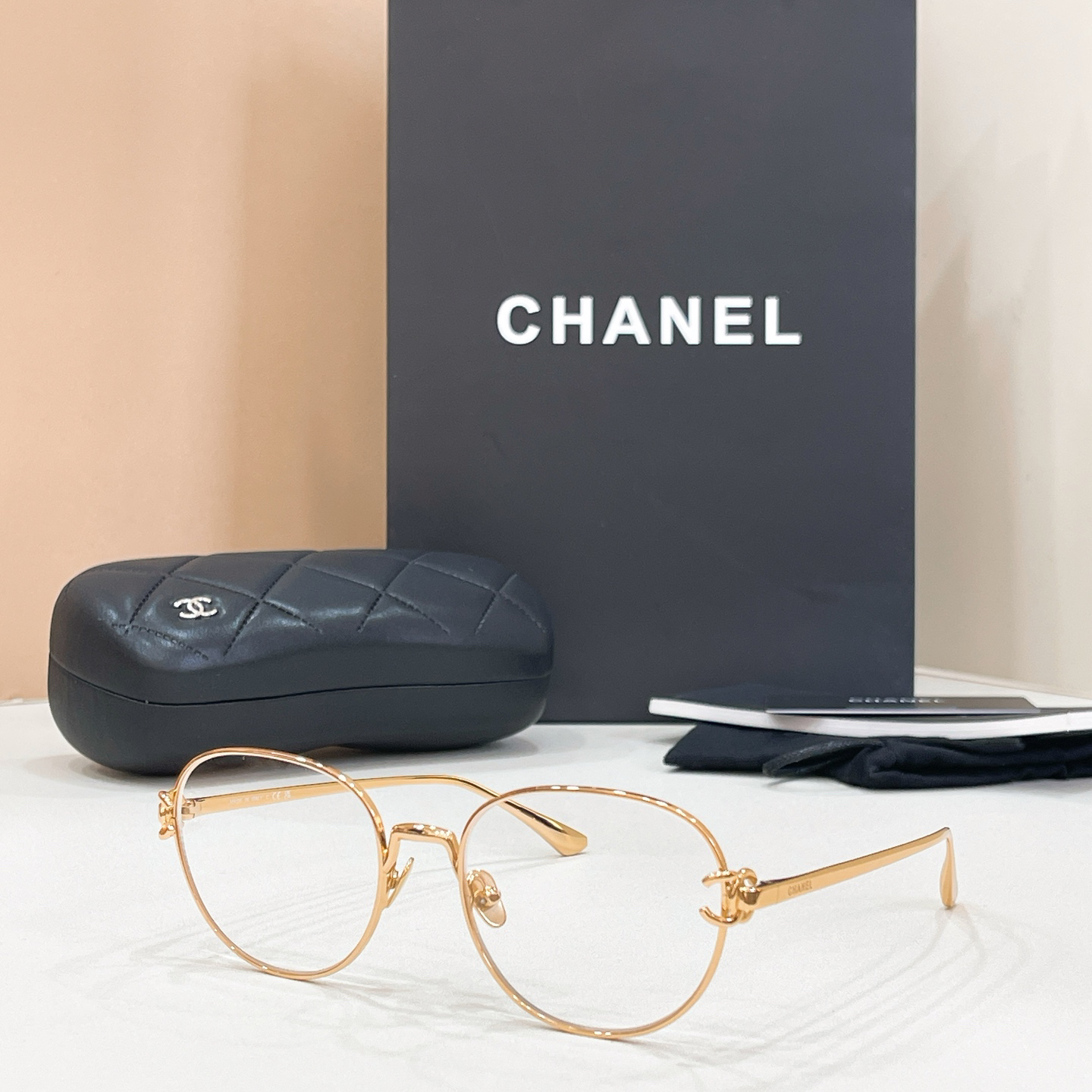 CHANE EL:2232 Size 52-19-145 Sunglasses view 6