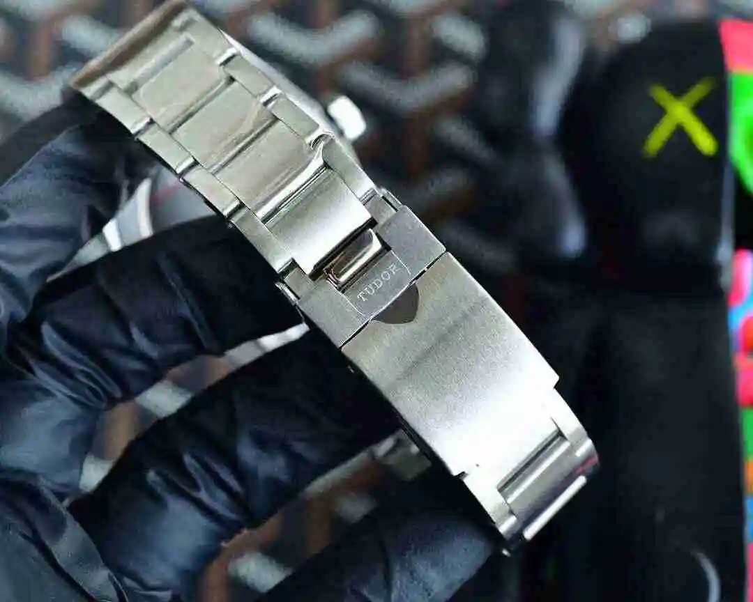 General Watches Imperial Watch Men's Watch Paired with Original Fully Automatic Mechanical Movement Top Grade 316 Precision Steel Case with Mineral Super Strong Mirror Diameter 42mm KK04850 view 3