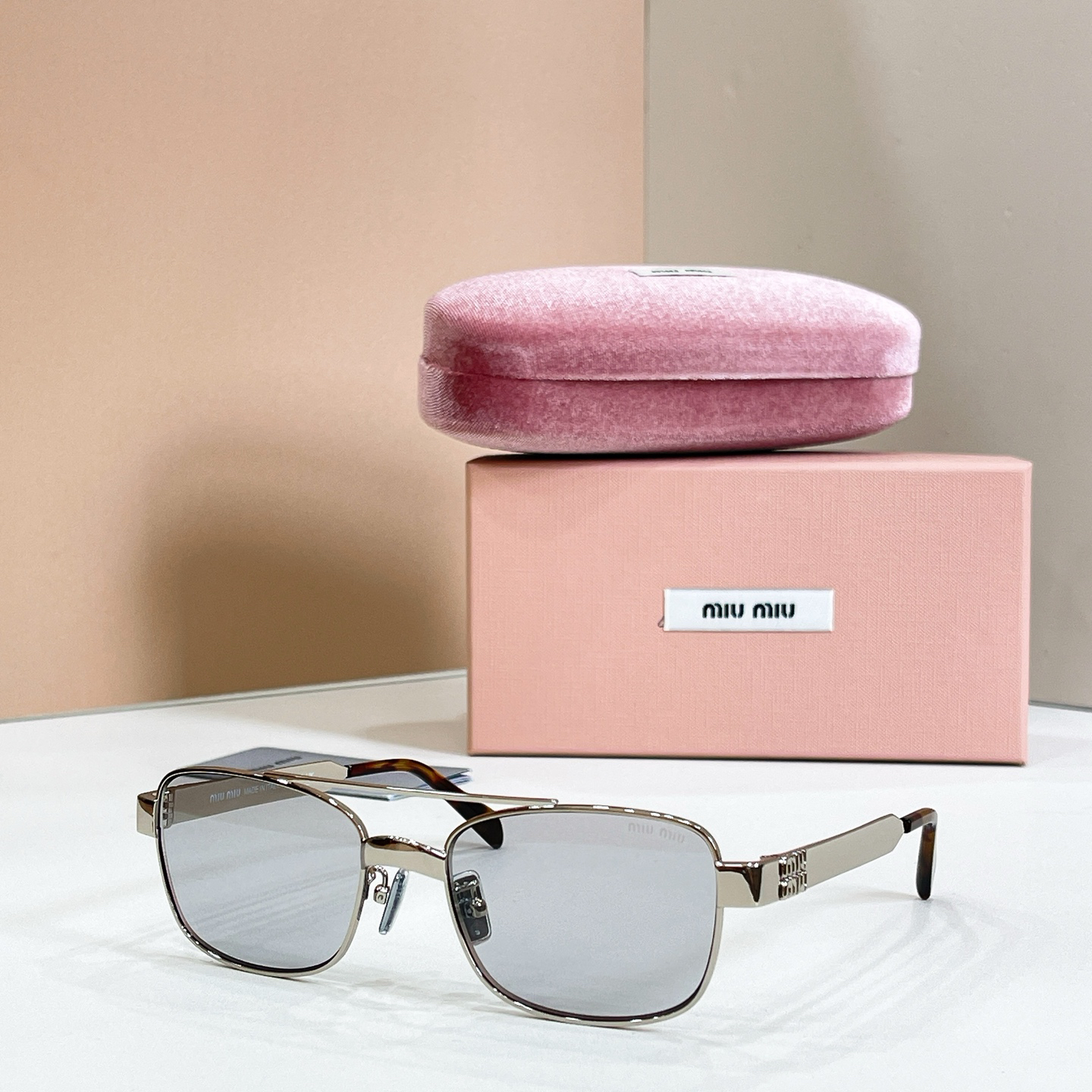 Miu Miu MIU M EL: SMUC52 Size 56-19-135 Sunglasses view 2