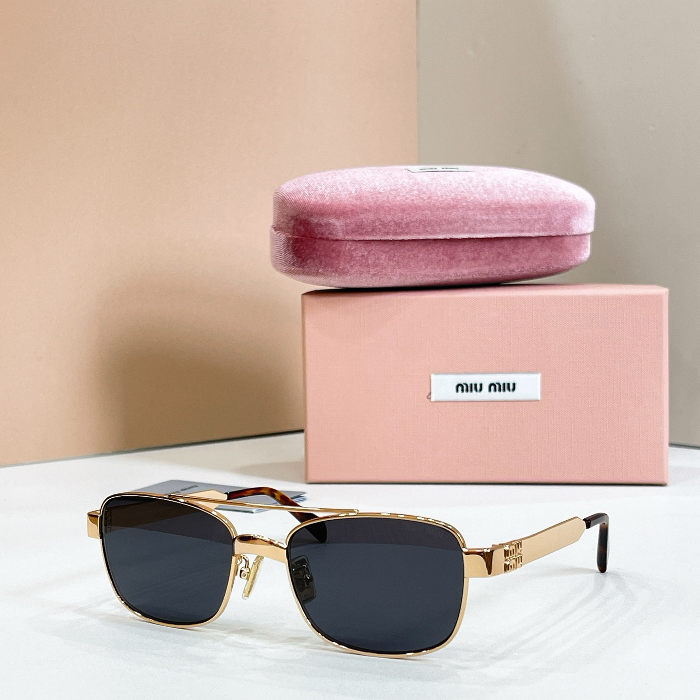 Miu Miu MIU M EL: SMUC52 Size 56-19-135 Sunglasses view 3