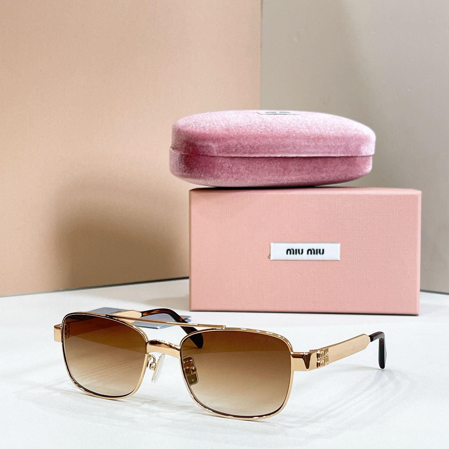 Miu Miu MIU M EL: SMUC52 Size 56-19-135 Sunglasses view 5