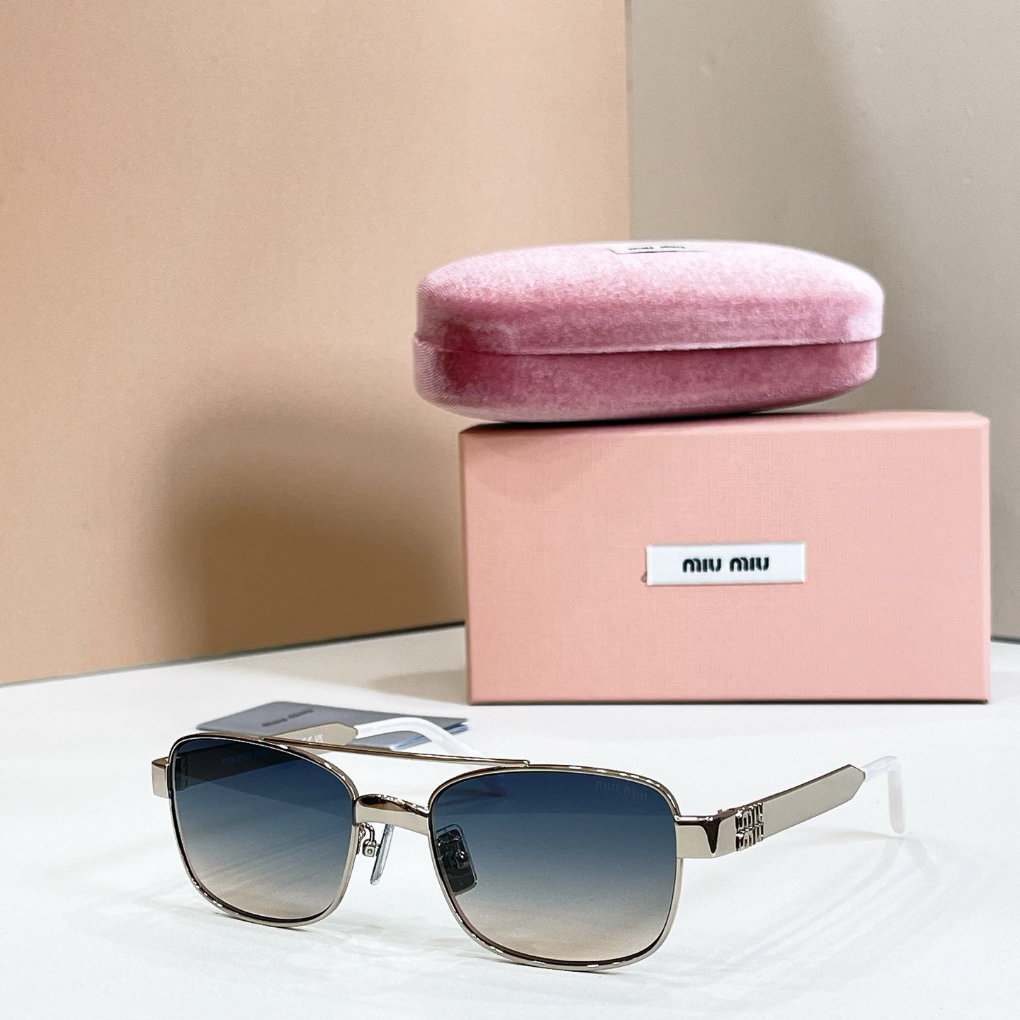 Miu Miu MIU M EL: SMUC52 Size 56-19-135 Sunglasses view 7