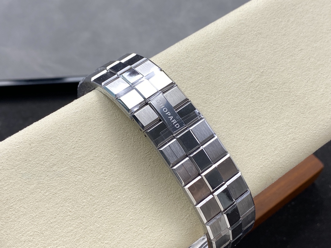 Men's Stainless Steel Watch view 9