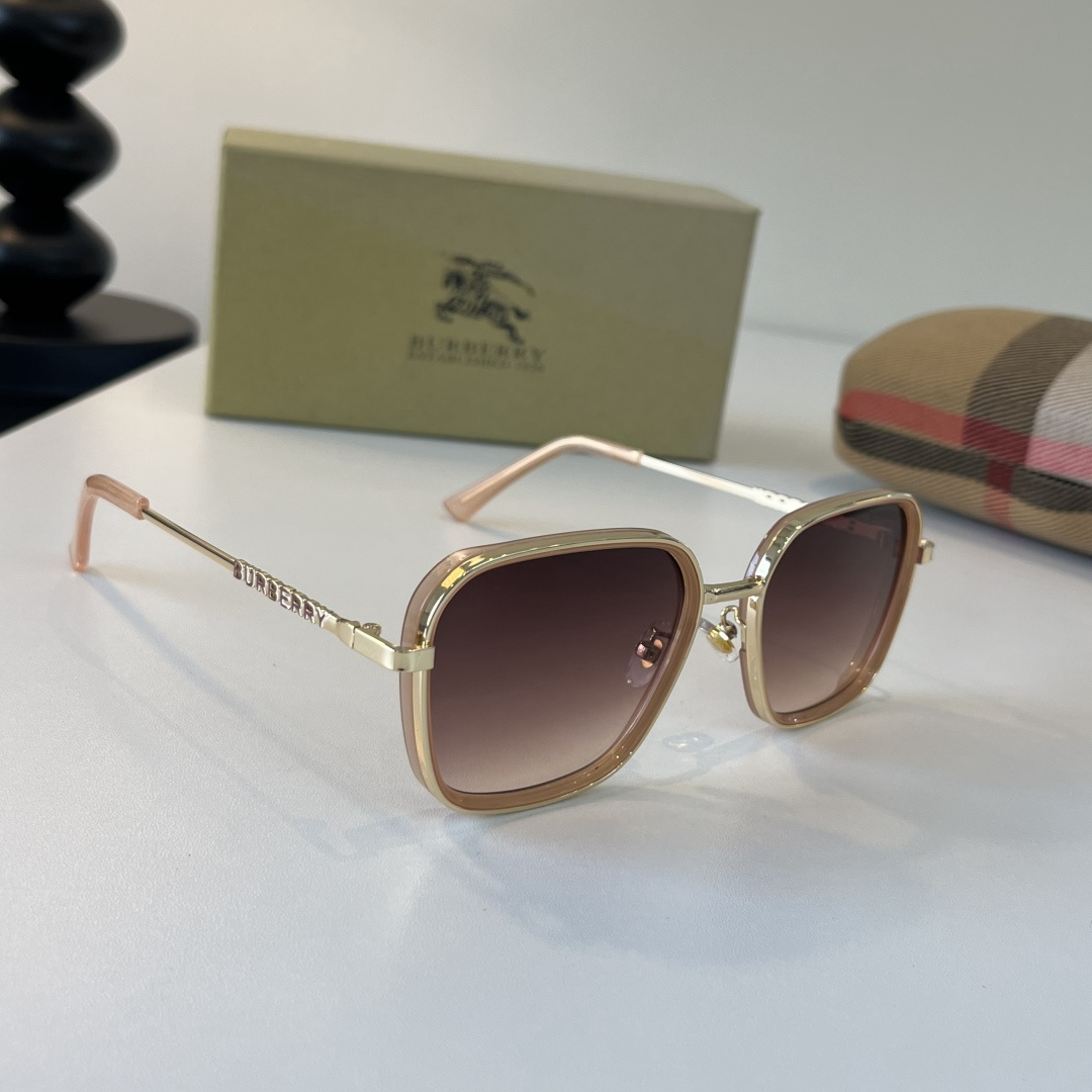 Burberry 2026 Sunglasses view 2