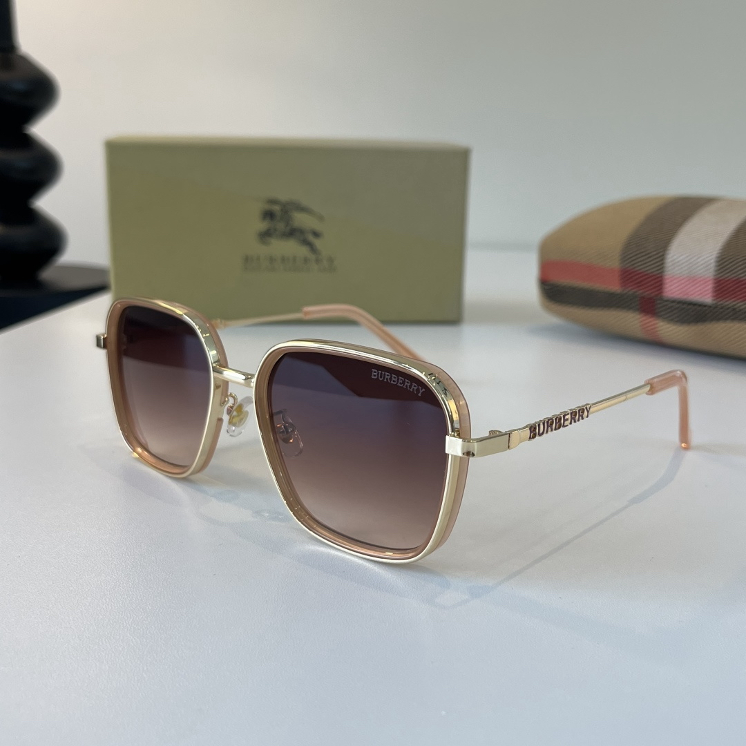 Burberry 2026 Sunglasses view 4
