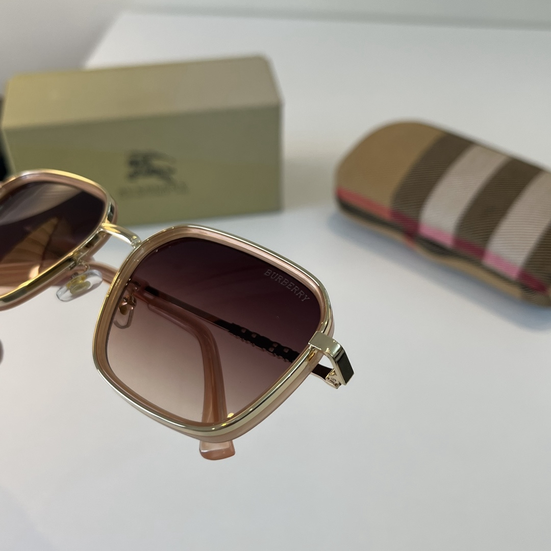 Burberry 2026 Sunglasses view 7