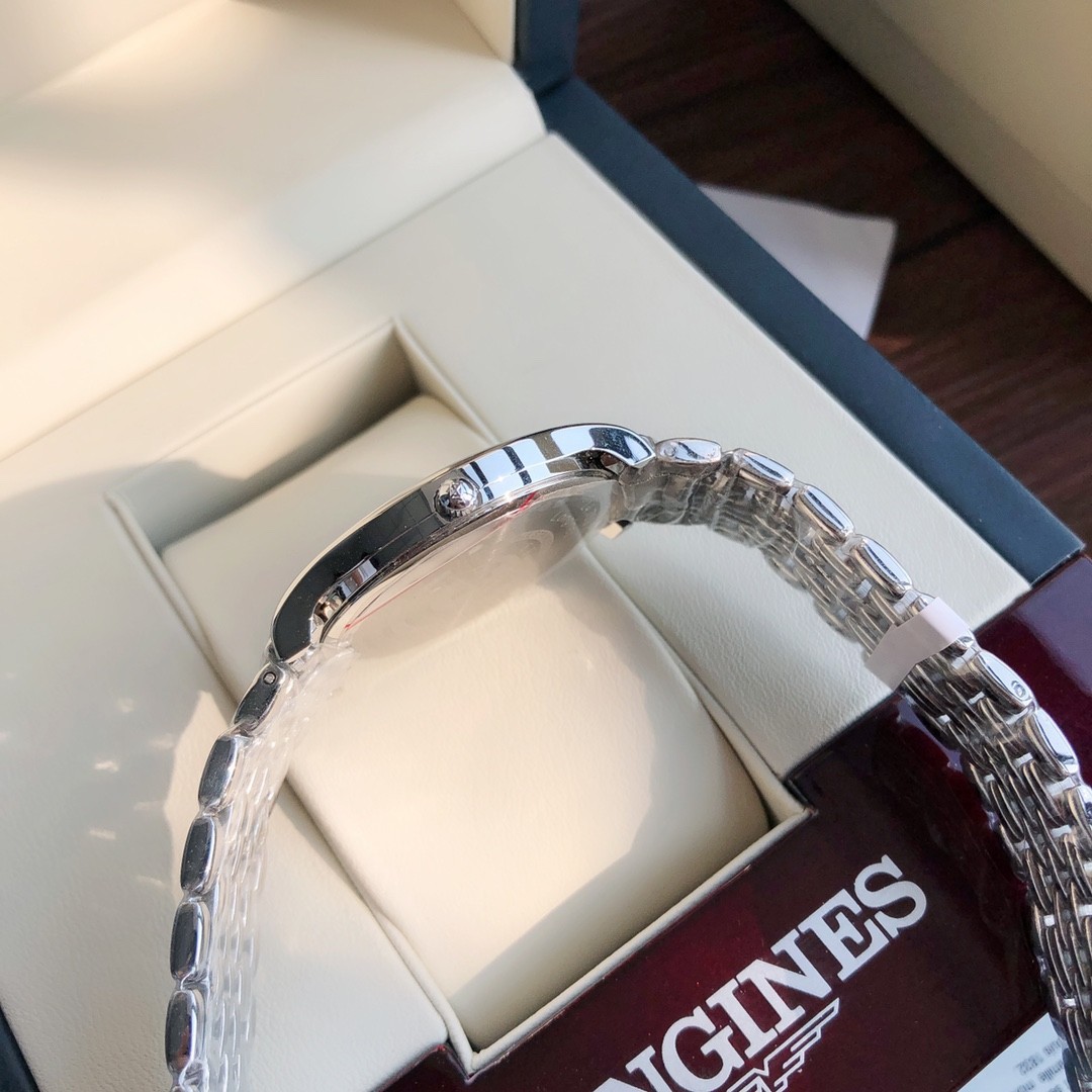 Longines Quartz Watch view 7