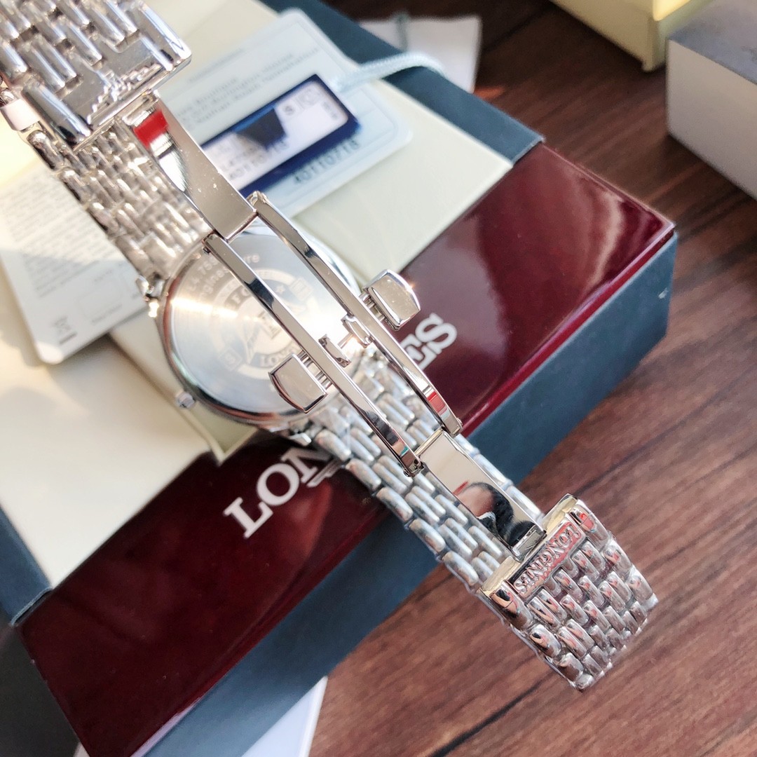 Longines Quartz Watch view 9