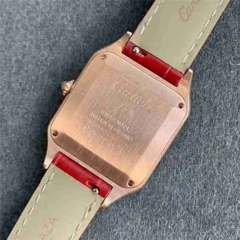 Cartier Santos Dumont series men's clothing: 43.5x31.4mm thickness 7.3mm, women's clothing 38x27.5mm thickness 7.3mm Watch view 3