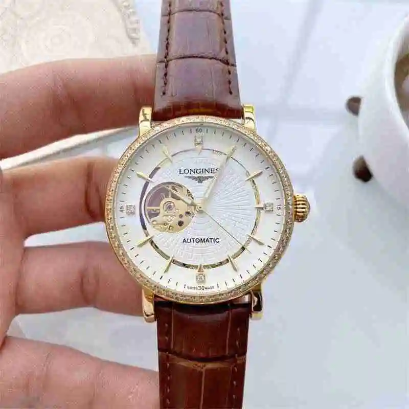 General Watches LK82 with a diameter of 43mm and a thickness of 12mm Watch view 6