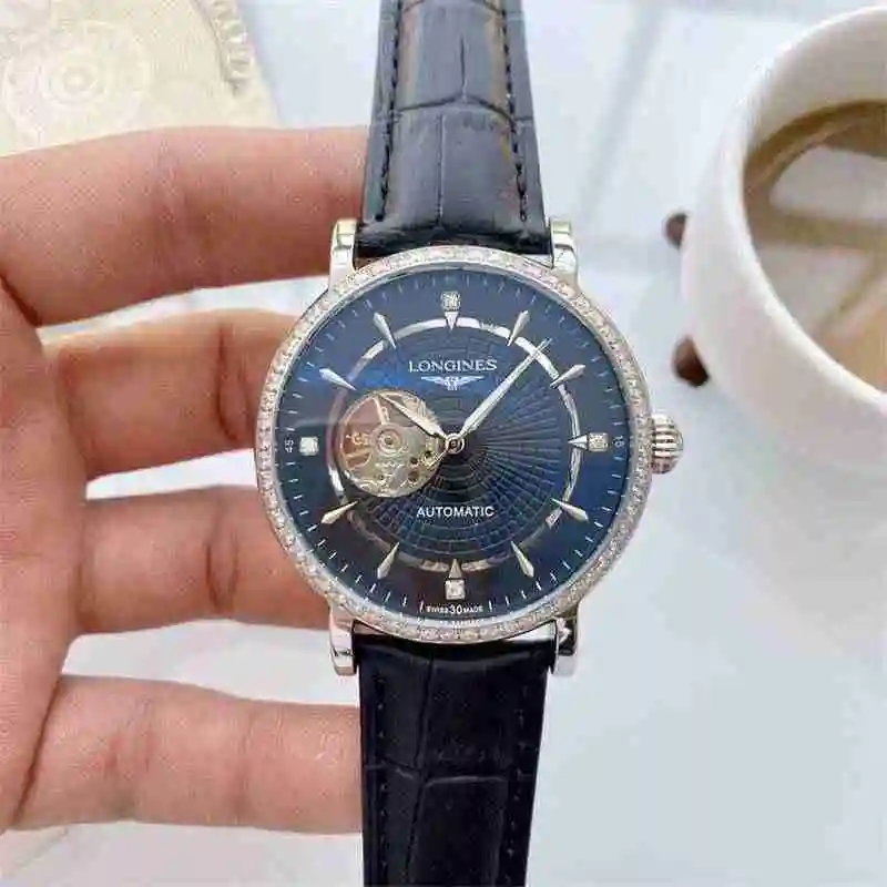 General Watches LK82 with a diameter of 43mm and a thickness of 12mm Watch view 7
