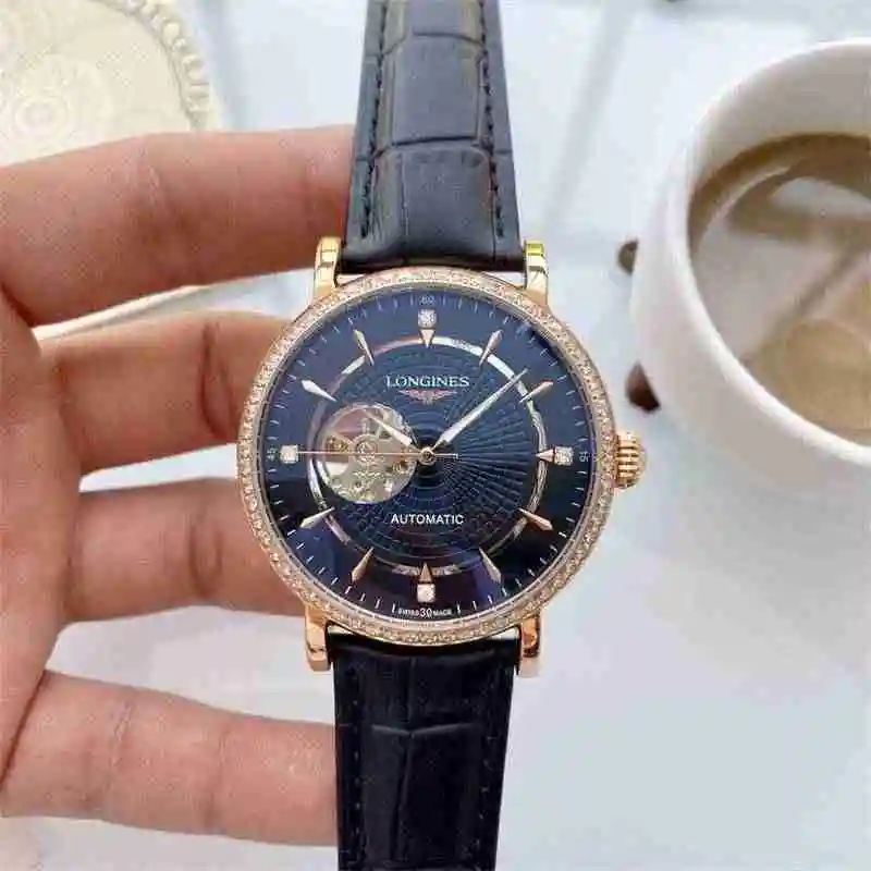 General Watches LK82 with a diameter of 43mm and a thickness of 12mm Watch view 9