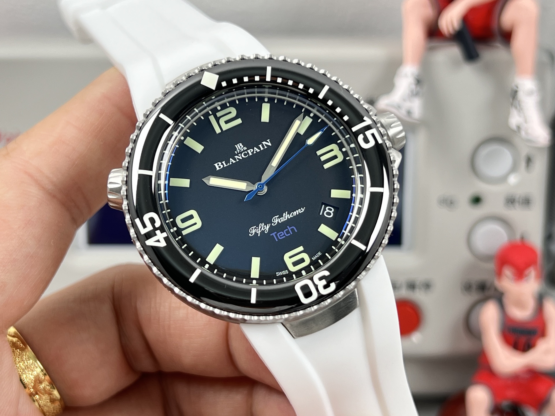 Automatic Watch view 2