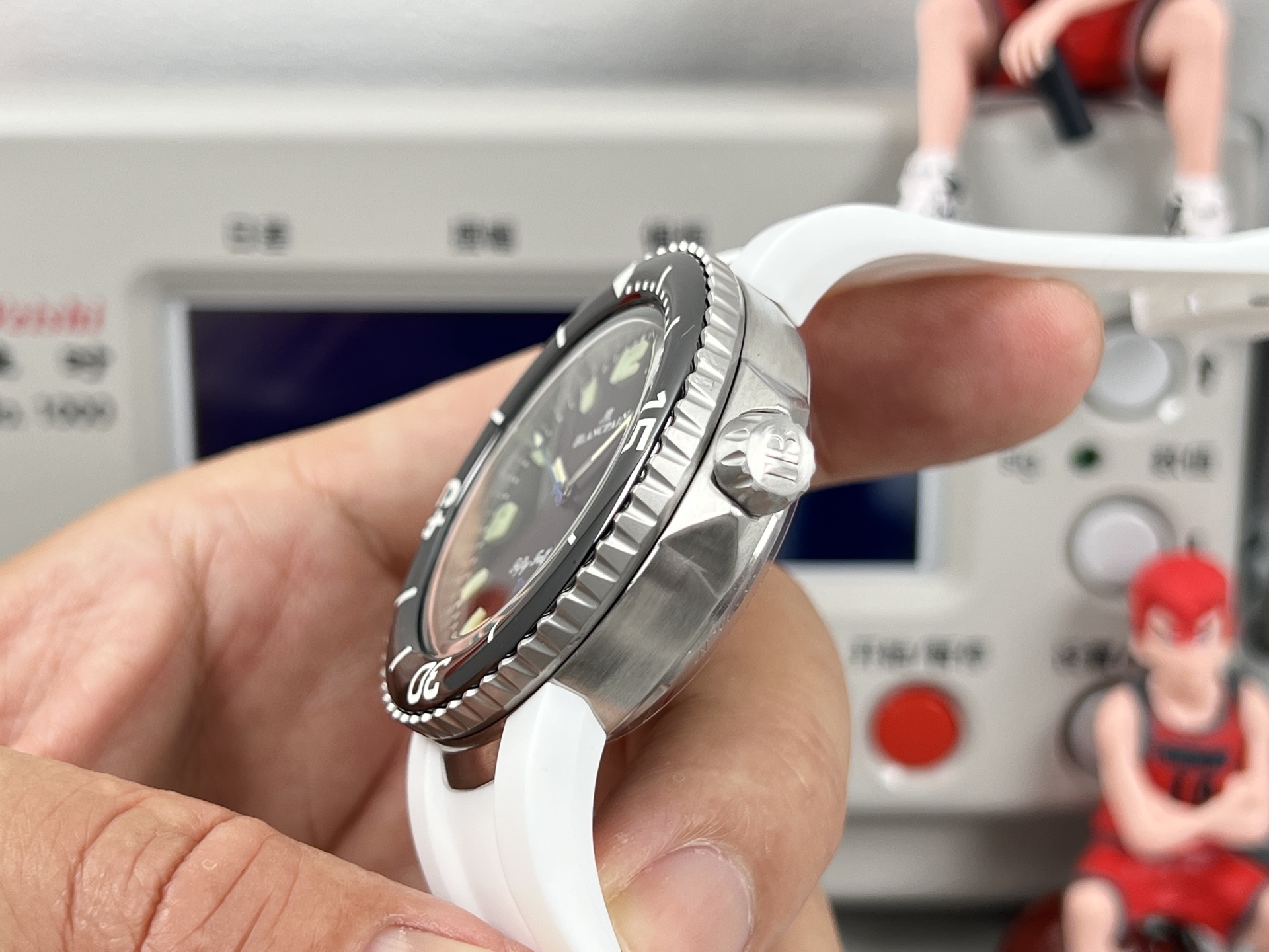 Automatic Watch view 6